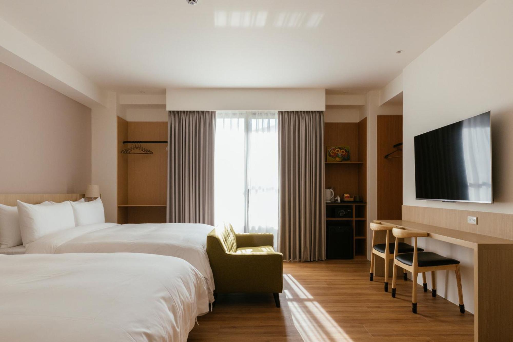 Hotel 鹹菜巷8號 Tainan Exterior foto